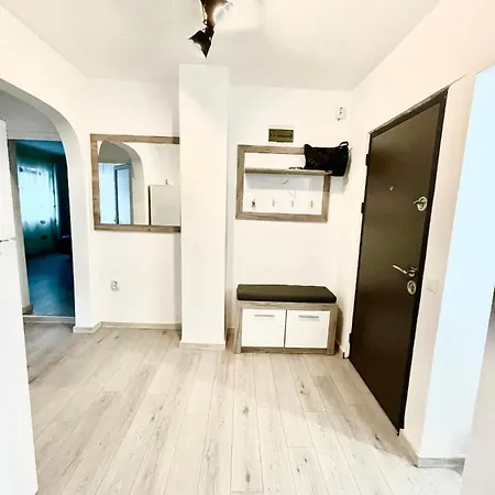 דירה Modern In